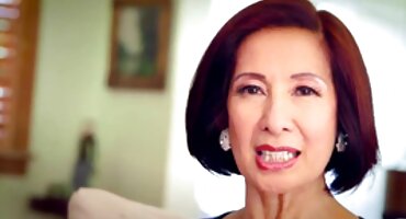 sex gái ỉa Châu á và sec vung trom mun fucking một chàng trai cô đơn.